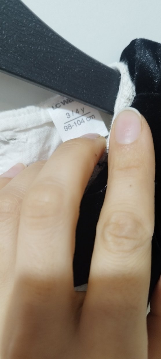 Kız Çocuk Beyaz Kolsuz Elbise Fırfırlı - Görsel 2