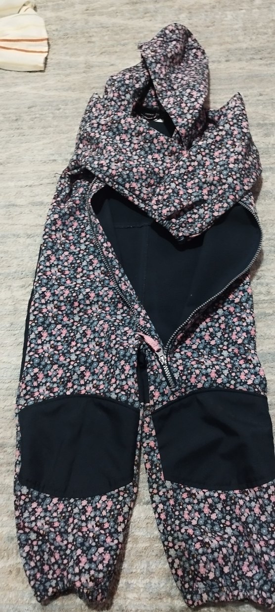 80 cm İsveç Marka Kız Bebek Çiçek Desenli Fermuarlı Tulumu. - Görsel 3