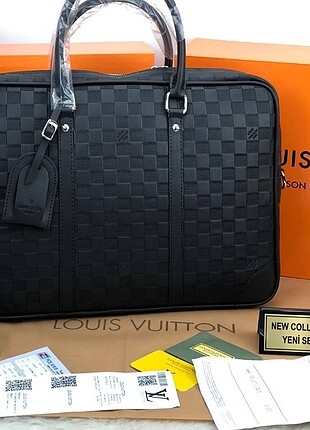 Louis Vuitton Laptop Çantası 