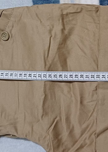 42 Beden Düğmeli Bej Kadın Kısa Kumaş Şort