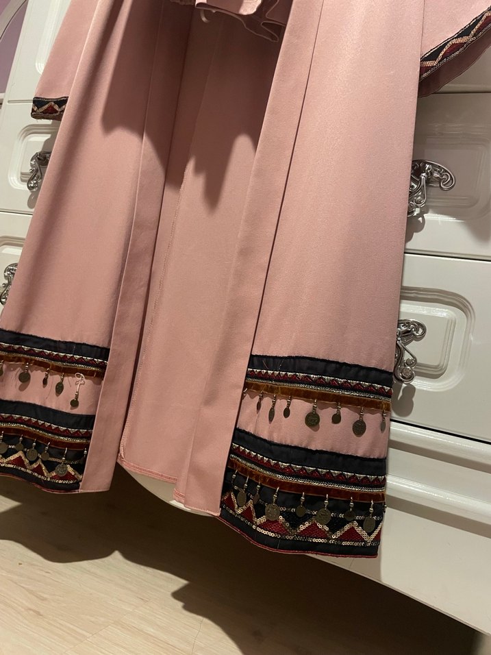 Uzun Kollu Bej Kadın Takım Elbise - Görsel 4