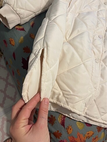 40 Beden ten rengi Renk Şişme mont