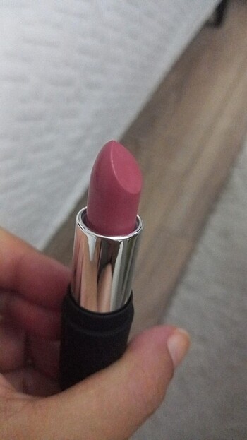  Beden Mat lipstick