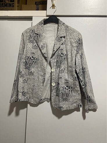 Penye tarzı blazer