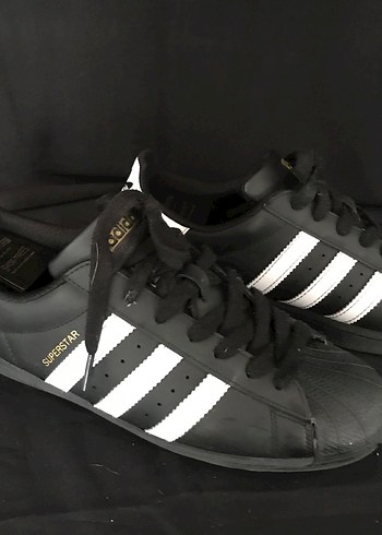 43 Beden Adidas spor ayakkabı
