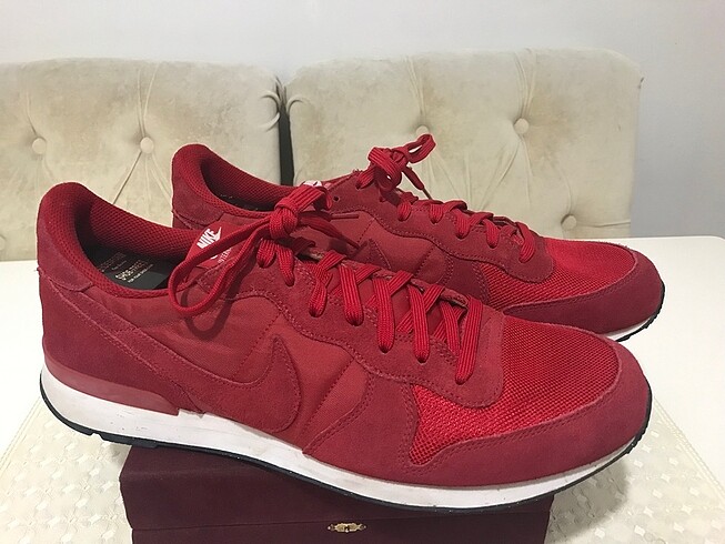 Nike spor ayakkabı NUMARASI 49.5 DUR