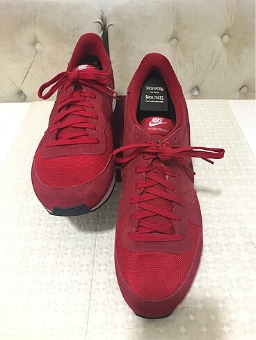 Nike Nike spor ayakkabı NUMARASI 49.5 DUR