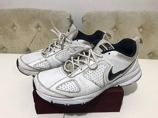 Nike spor ayakkabı