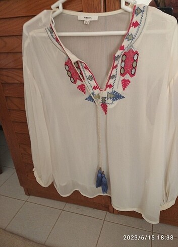 Koton transparan ust...