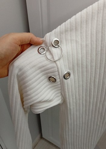 Düğmeli Beyaz Kadın Triko Kazak - Görsel 2