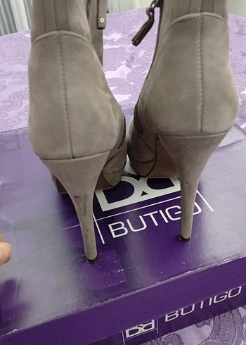 Bej Süet Topuklu Kadın Bot - Görsel 6