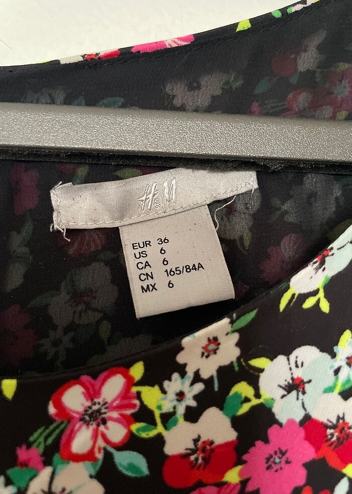 Orijinal H&M astarlı çiçekli elbise - Görsel 3