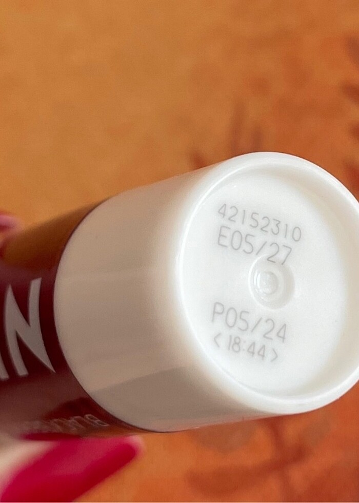 Nivea Blackberry Shine Lipbalm - Görsel 4