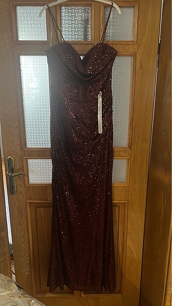 Diğer Bordo Pullu Abiye