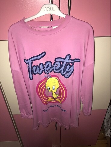 Tweety sweatshirt