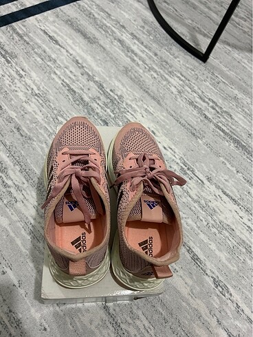 Pembe spor ayakkabı - Görsel 2