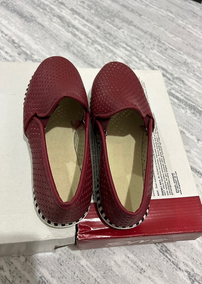 Bordo spor ayakkabı - Görsel 5