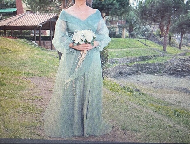 Kayık yaka kloş elbise - Görsel 8