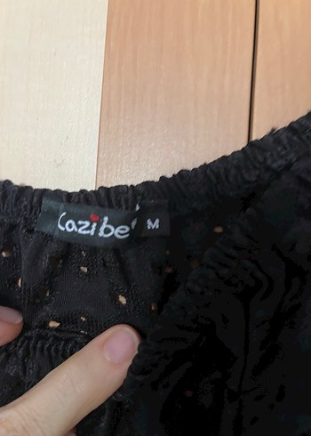 Siyah Nakışlı Robalı Kısa Bluz - Görsel 3