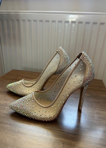 Diğer Diger Kadın Parlak Taşlı Stiletto Topuklu Ayakkabı