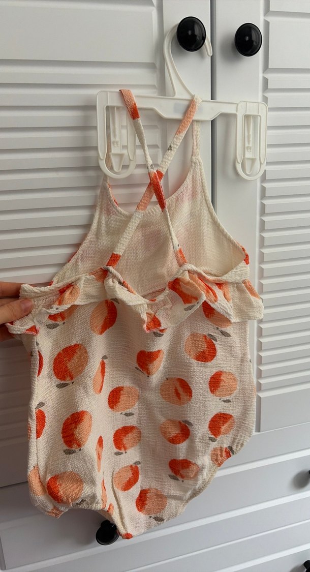 Turuncu Desenli Fırfırlı Bebek Tulum - Görsel 2