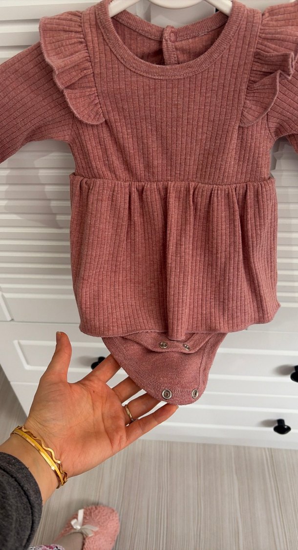 Uzun Kollu Pembe Fırfırlı Bebek Body - Görsel 2