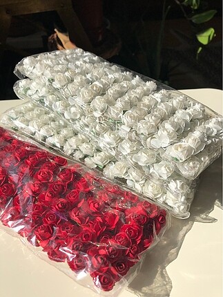 Kağıt gül süsleme