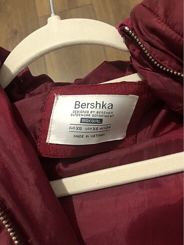 Bershka Şişme mont