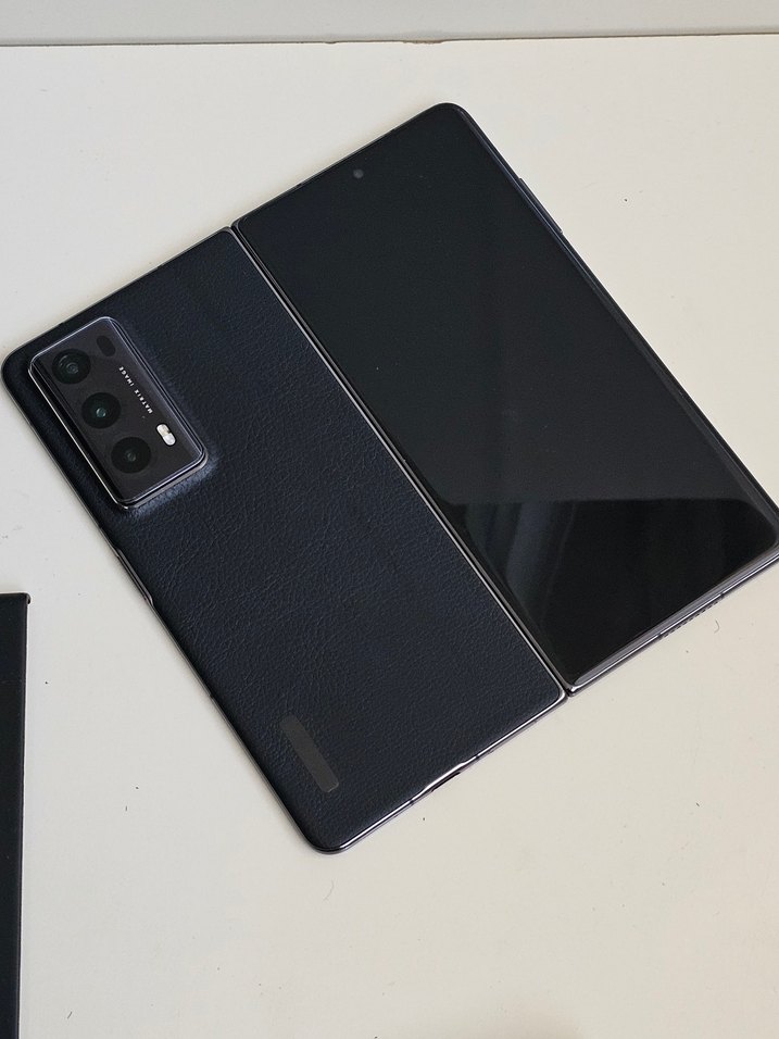 HONOR MagicV2 Siyah Android Telefon - Görsel 2