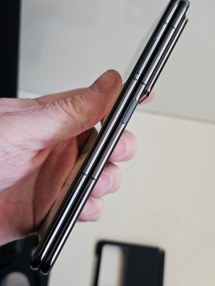 HONOR MagicV2 Siyah Android Telefon - Görsel 4