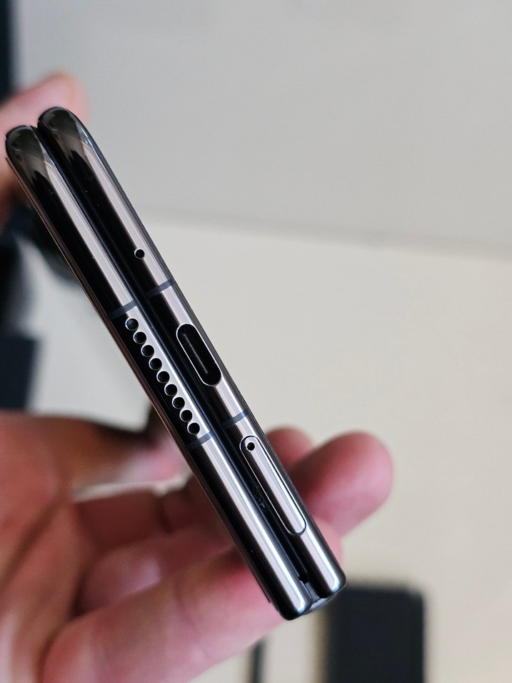 HONOR MagicV2 Siyah Android Telefon - Görsel 3