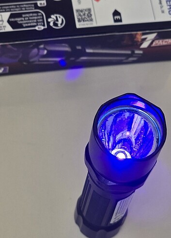 Beden UV ultraviyole LED fener