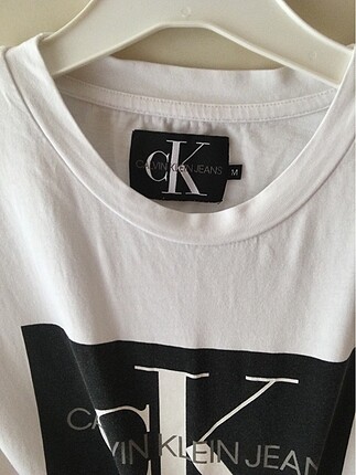 Calvin Klein Tişört