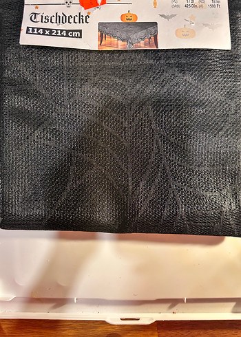 114x214 cm Siyah Gotik Masa Örtüsü
