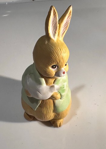 Diğer Pastel Sarı Tavşan Figürin