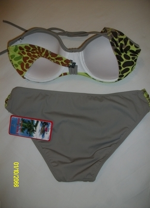 Diğer harika bir bikini