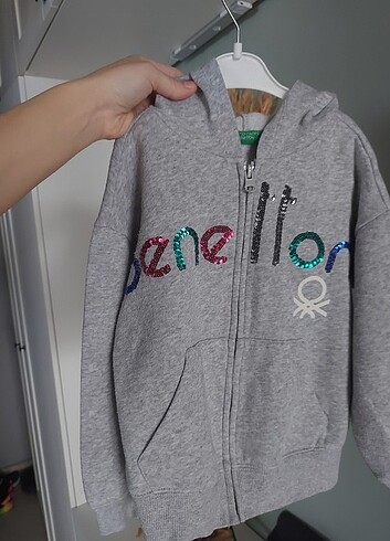 4 Yaş Beden çeşitli Renk Benetton Kız çocuk sweatshirt