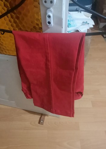 Kadın Kırmızı Bol Kesim Düğmeli Pantolon - Görsel 2