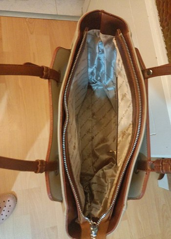 Bej Deri Fermuarlı Kadın Çanta - Görsel 4