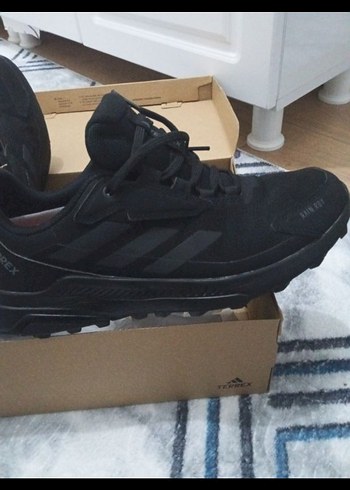 Adidas Erkek Siyah Spor Dış Mekan Ayakkabısı - Görsel 2