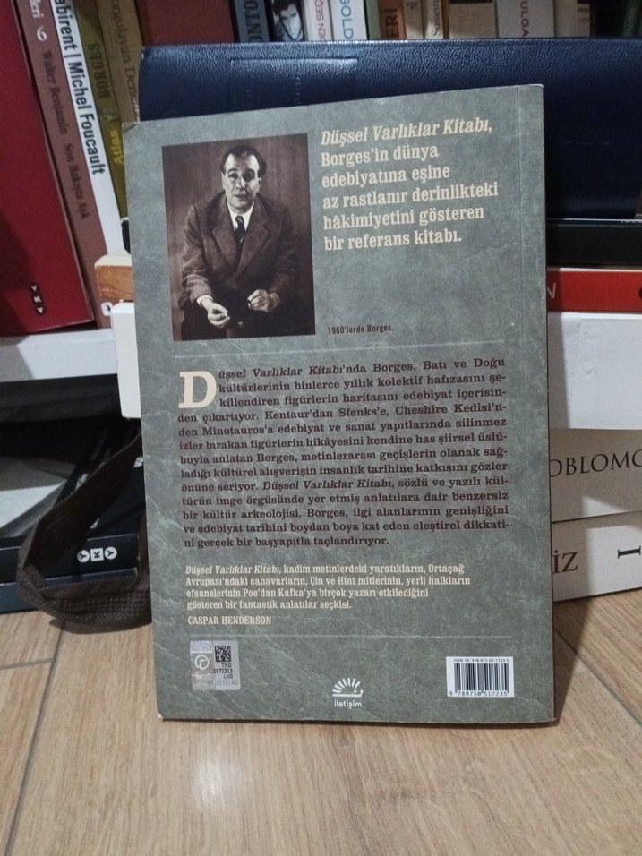 Borges - Düşsel Varlıklar Kitabı - Görsel 2