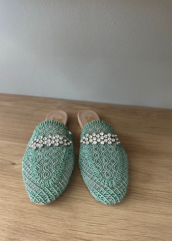 Diger Turkuaz Nakışlı Boncuklu Kadın Terlik