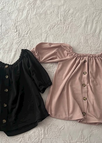 Düğmeli Detaylı Kısa Kol Tişört