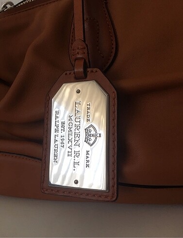 Ralph Lauren RL canta