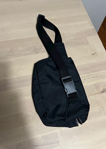 Addax Siyah Bel Çantası, Minimalist Tasarım