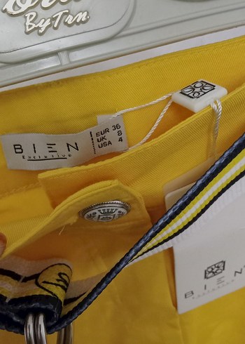 Sarı Kemerli Mini Etek - Görsel 5