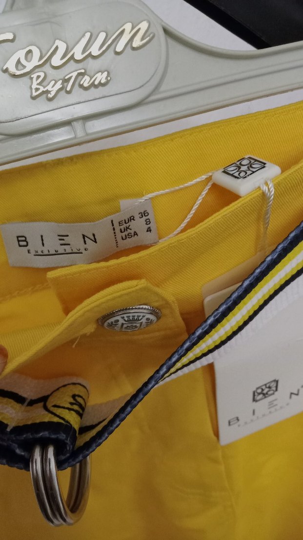 Sarı Kemerli Mini Etek - Görsel 5