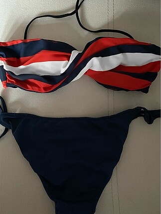 Çizgili bikini