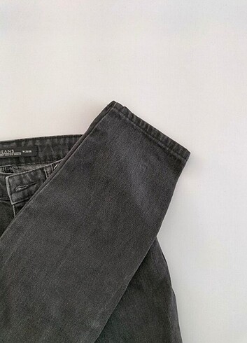 Bershka MOM JEAN 