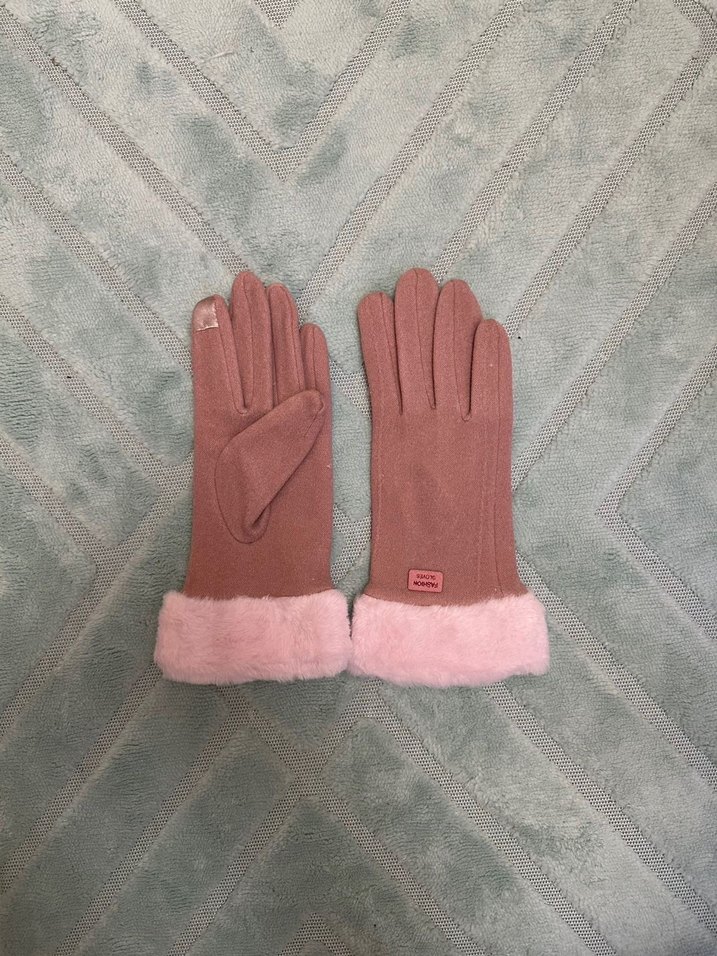 Peluş Detaylı Pembe Kadın Eldiveni - Görsel 2